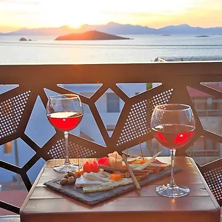 West Coast Boutique * Akyarlar